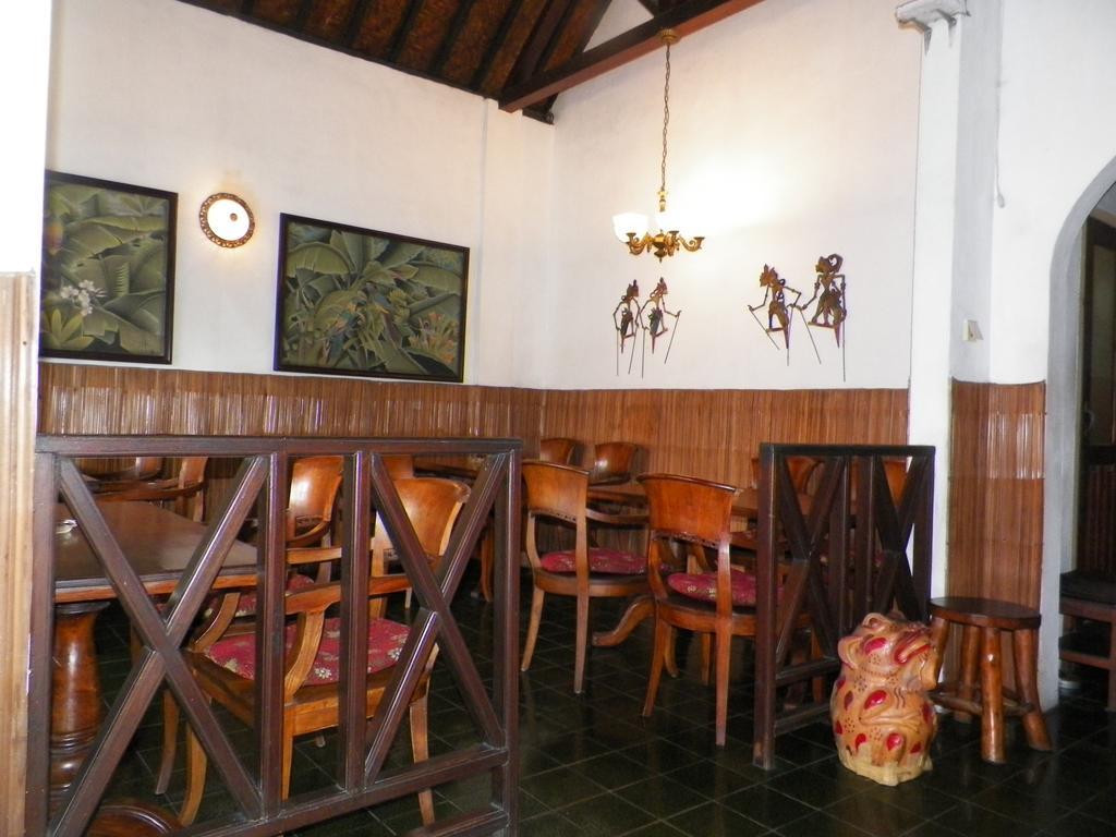 Bladok Hotel & Restaurant Yogyakarta Exterior photo