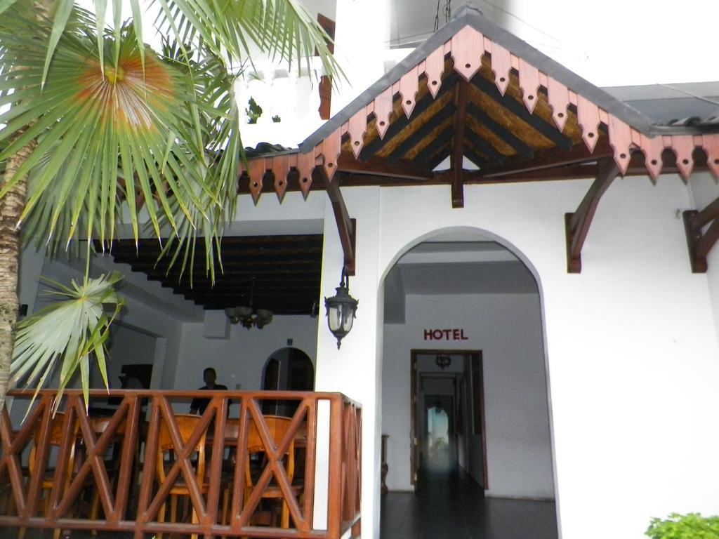 Bladok Hotel & Restaurant Yogyakarta Exterior photo