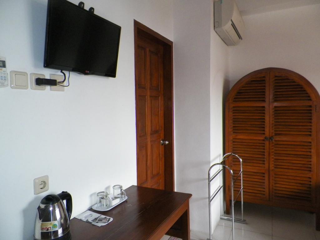 Bladok Hotel & Restaurant Yogyakarta Exterior photo