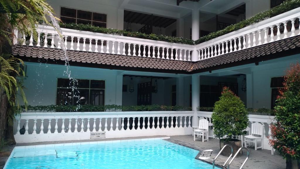 Bladok Hotel & Restaurant Yogyakarta Exterior photo
